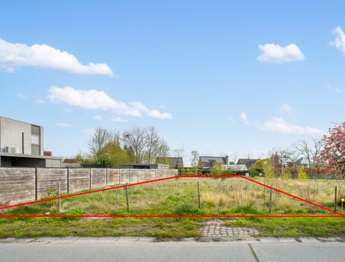                                         Bouwgrond te koop in Asper, € 166.000
