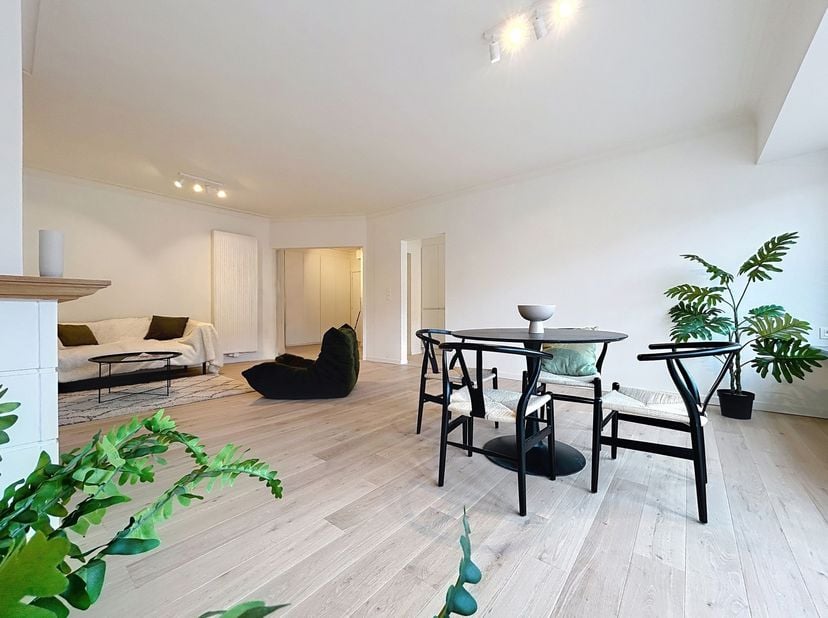 Appartement te koop in Brusselsesteenweg 234,
                    9050 Ledeberg