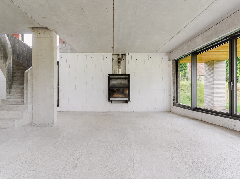 LIGGING<br />
Deze stapelwoning geniet van een uitstekende ligging in een aangename woonwijk in het pittoreske Dikkelvenne, deelgemeente van Gavere. H