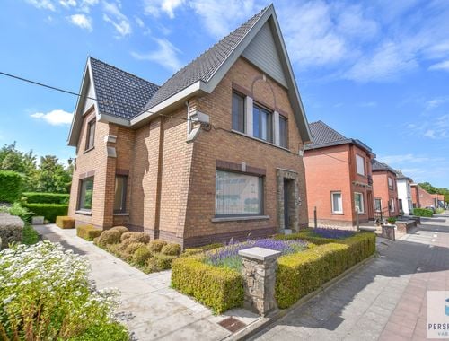                                         Woning te koop in Knesselare, € 328.000

