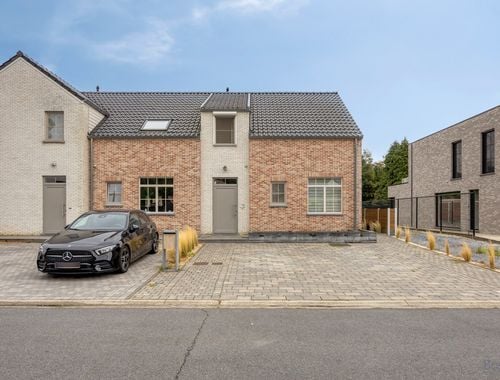                                        Woning te koop in Beverlo, € 398.000
