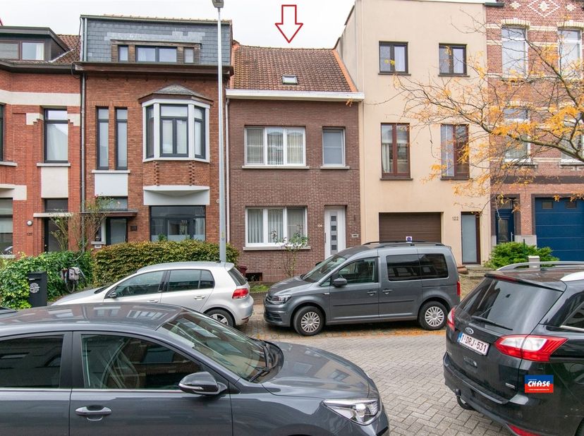 !!! VERKOCHT ONDER VOORWAARDEN !!! 2900 SCHOTEN | INSTAPKLARE WONING MET VIER SLAAPKAMERS, TWEE BADKAMERS EN GROTE TUIN MET TUINHUIS OP EEN TOTALE GRO
