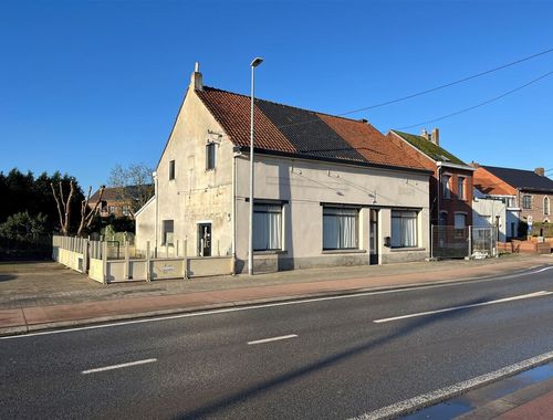                                         Handelspand met woonst te koop in Sint-Katelijne-Waver, € 389.000
