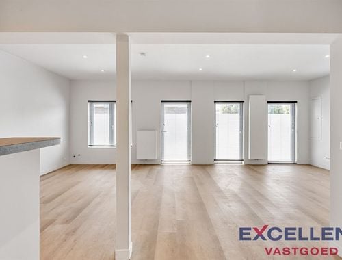                                         Appartementsgebouw te koop in Nazareth, € 415.000
