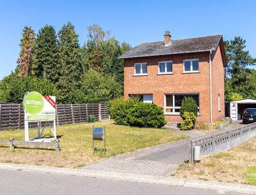                                         Eengezinswoning te koop in Mol, € 245.000
