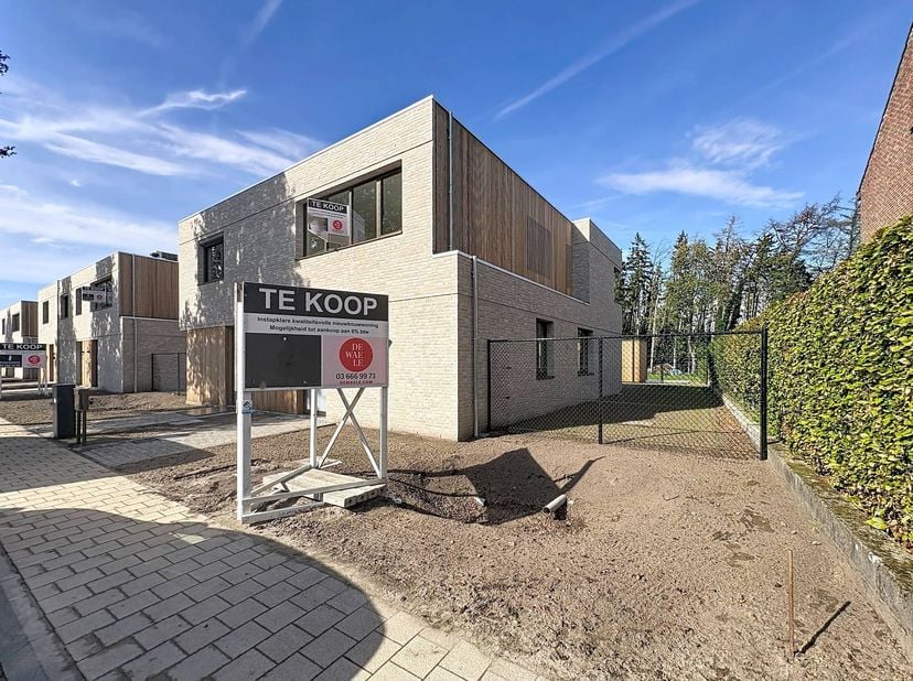 Huis te koop in Steenovenstraat 46,
                    2910 Essen