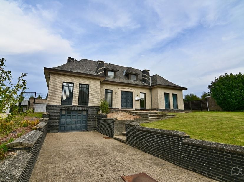 Huis te koop in Vogeleinde 16,
                    3830 Wellen
