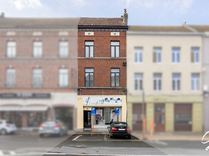 Bedrijfsvastgoed te koop in Stationsplein 30A,
                    9500 Geraardsbergen