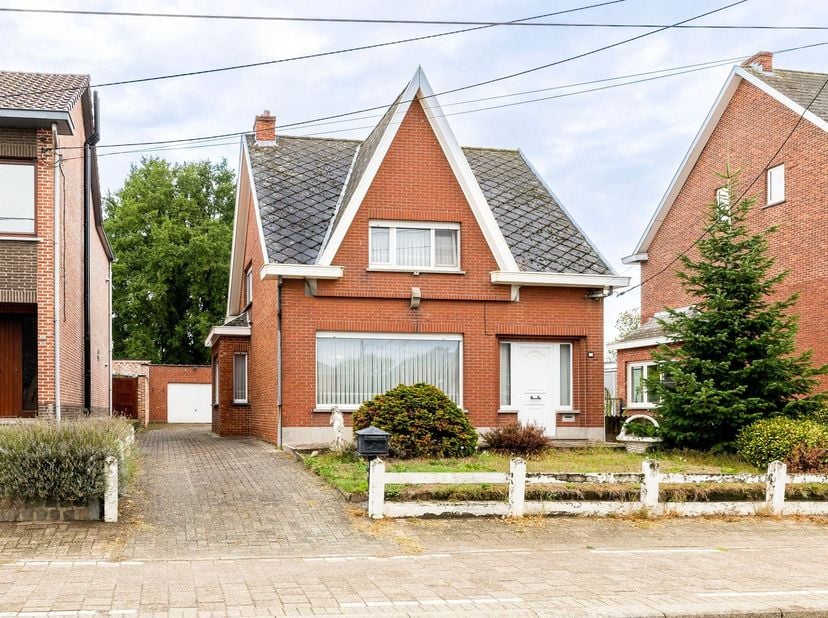 Huis te koop in Isschotweg 198,
                    2222 Itegem