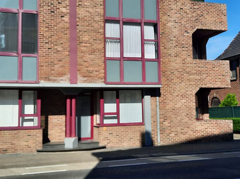 Appartement à louer
                    à 3680 Neeroeteren