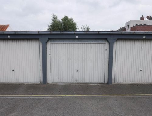                                         Garage te huur in Sint-Kruis, € 79
