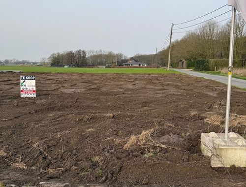                                         Terrain à bâtir à vendre à Meulebeke, € 158.135
