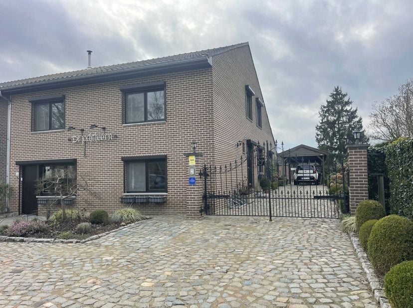 Maison à vendre
                    à 3590 Diepenbeek