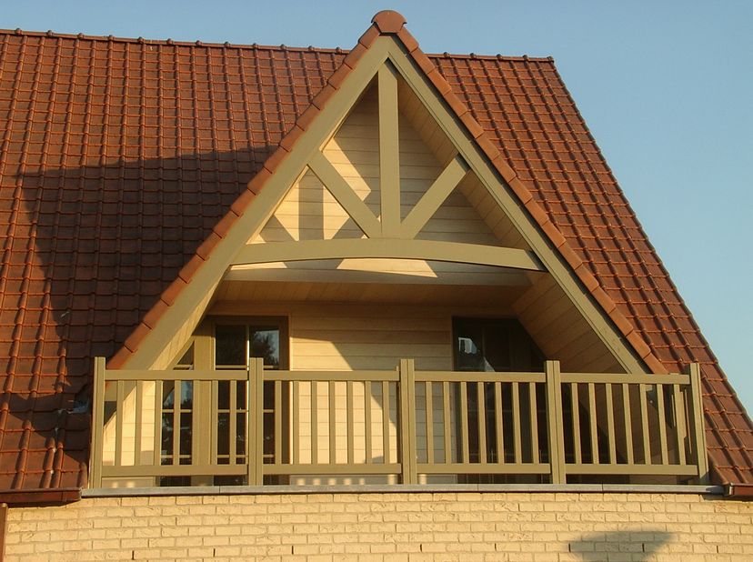 Zeldzame kustparel met garage en tuin vlakbij de zee<br />
<br />