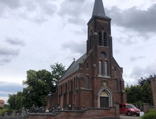                                         Appartementsgebouw te koop in Klein-Gelmen, € 90.000
