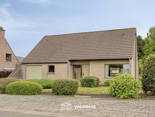                                         Villa à vendre à Asse, € 569.000
