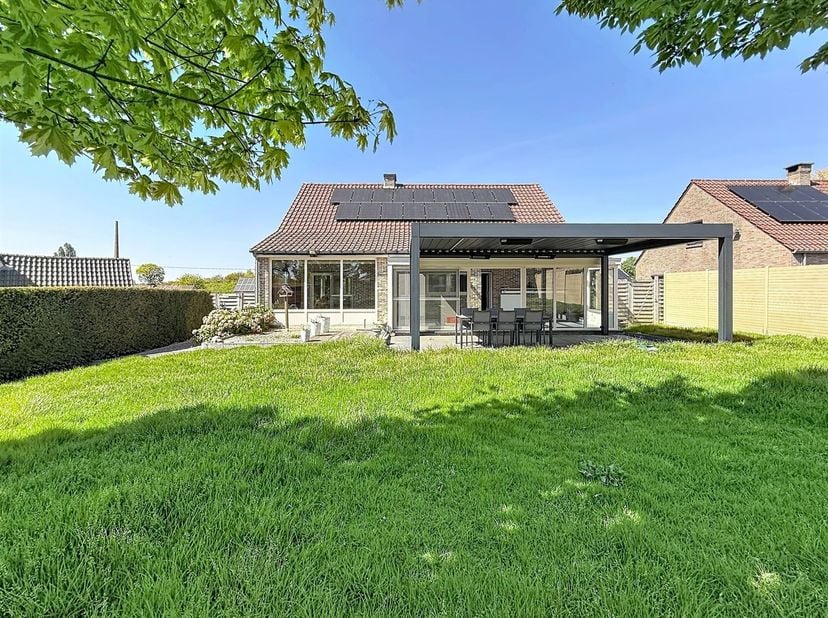 Huis te koop in Ossenwegstraat 80,
                    3440 Zoutleeuw