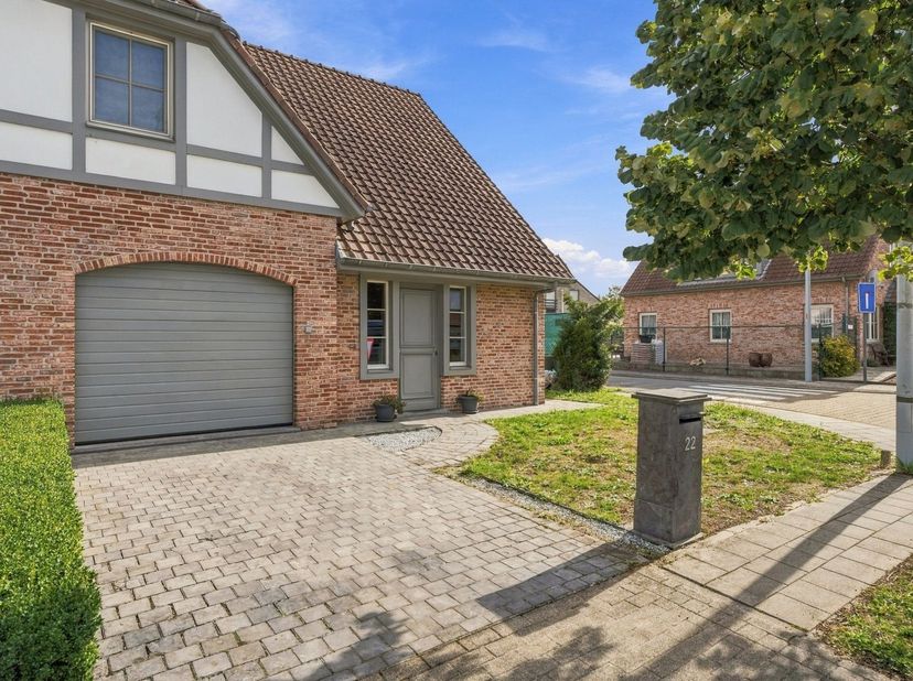 Huis te koop in Kronestraat 22,
                    8210 Zedelgem