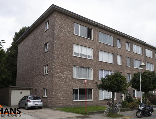                                         Appartement à louer à Borsbeek, € 880
