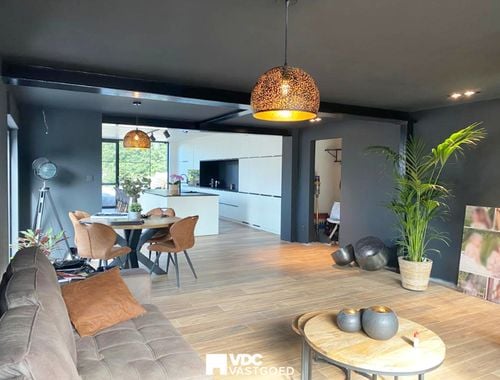                                         Maison à vendre à Houthalen, € 425.000
