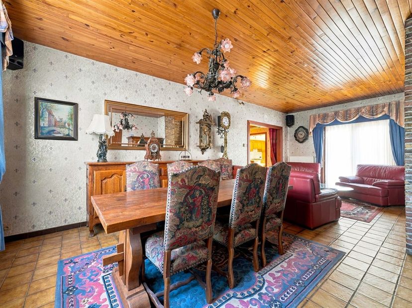 Huis te koop in ,
                    7780 Komen