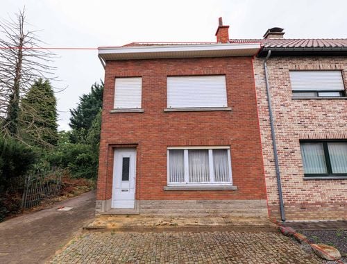                                         Woning te koop in Kortrijk-Dutsel, € 100.000
