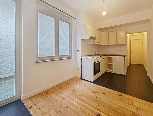                                         Studio te koop in Elsene, € 220.000
