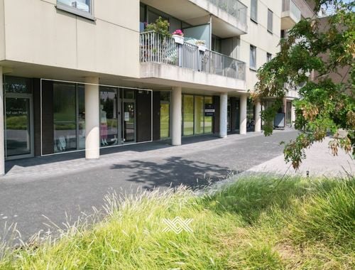                                         Bien commercial à vendre à Aalter, € 275.000
