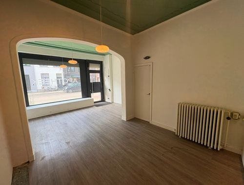                                         Commercieel Gebouw te huur in Lier, € 1.100
