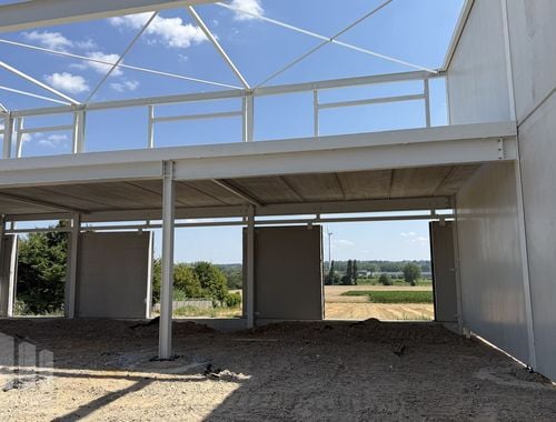                                         Bâtiment d’entreprise à vendre à Lot, € 999.000
