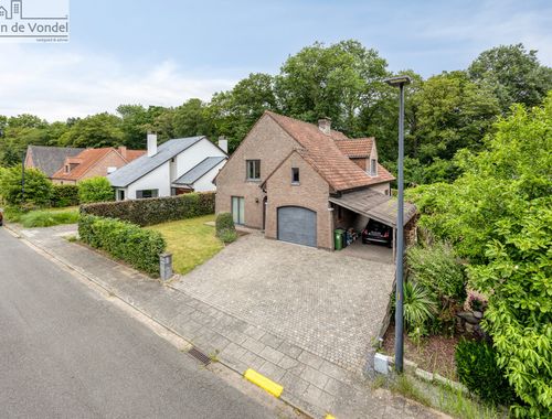                                         Villa te koop in Erembodegem, € 595.000
