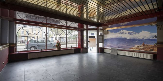 Bien professionnel à vendre à Herentalsebaan 84/86, 2100 Deurne