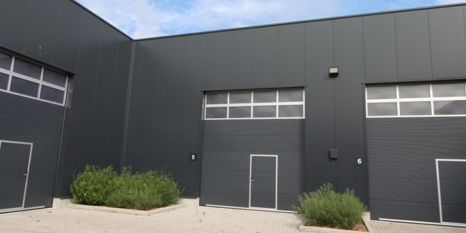 Bien professionnel à louer à Schaapbruggestraat 8, 8800 Roeselare