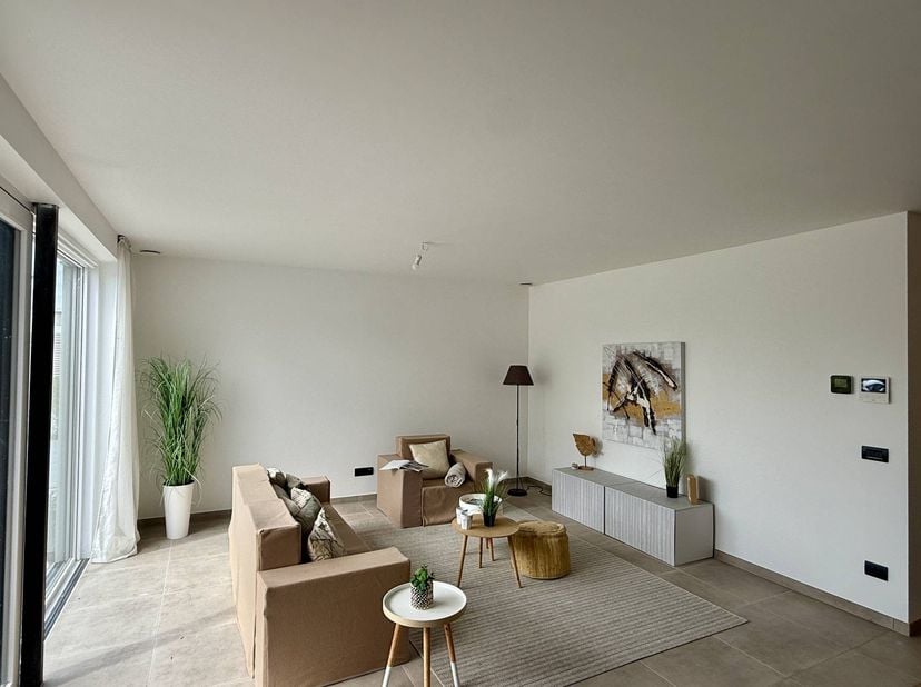 Appartement te koop in Ingooigemplaats 43 bus 001,
                    8570 Ingooigem