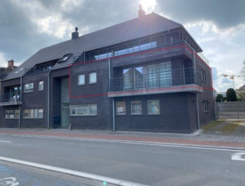                                         Appartement à louer à Kruishoutem, € 925
