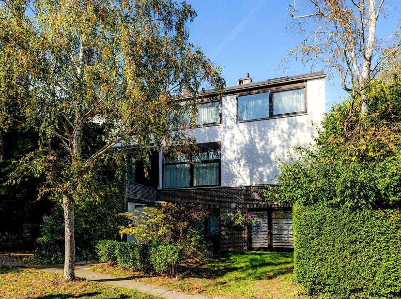 Huis te huur in AVENUE DU HOUX 19,
                    1170 Watermaal-Bosvoorde