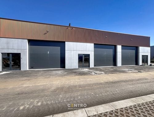                                         Magazijn zonder bureel te koop in Zedelgem, € 405.000
