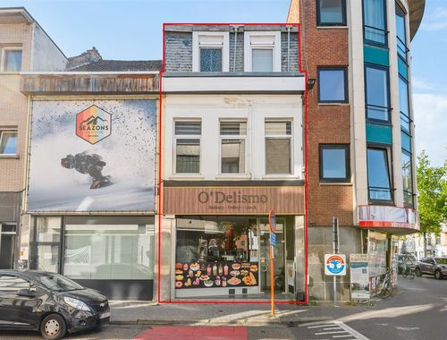                                         Bien commercial avec habitation à vendre à Mortsel, € 299.000
