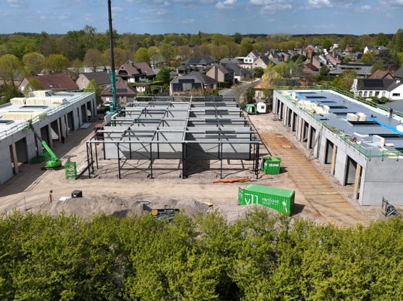 Moderne KMO-units te koop | Vanaf 112 m² – Uitbreidbaar tot grotere oppervlaktes<br />
** REEDS 60 % VERKOCHT **<br />
<br />
Op zoek naar een goed ge