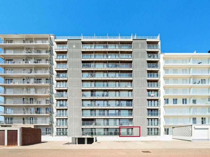 Studio aan de Zeedijk in Middelkerke, met zicht op de duinen en vlak bij het centrum. Dit appartement combineert een centrale ligging met een aangenam