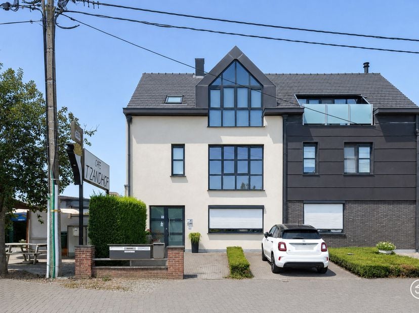 Appartement te koop in Barelstraat 136 bus 1,
                    2880 Bornem