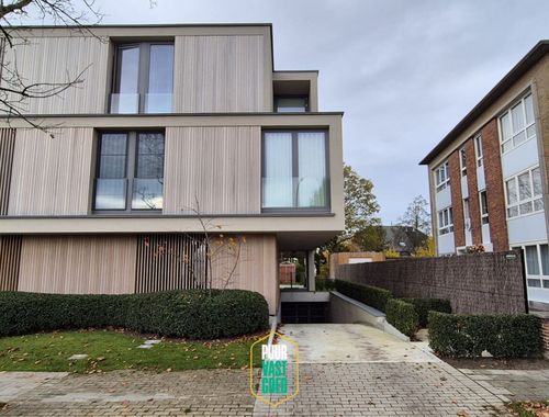                                         Garagebox te koop in Sint-Andries, € 46.500

