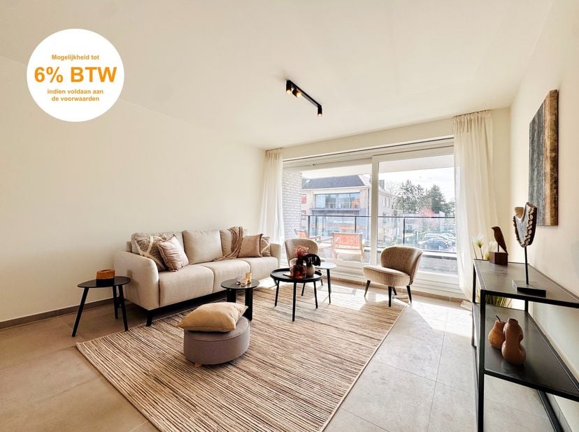 Dit energiezuinige, moderne nieuwbouwproject omvat 14 lichtrijke &amp;amp; ruime doorloopappartementen met elk een eigen zonneterras/tuin en 1, 2 of 3 sla