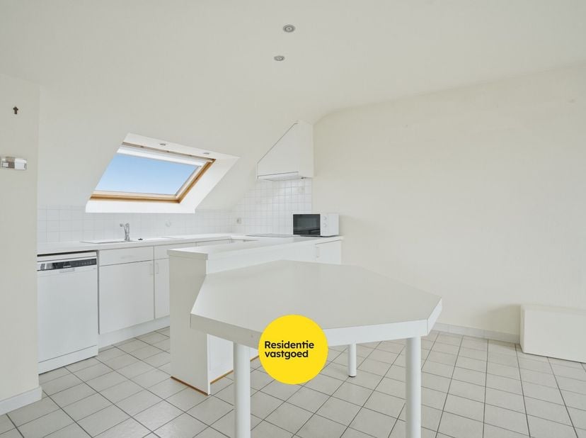 Gezellig appartement (67 m²) met overdekt terras + grote zolder nabij de Markt<br />
Dit charmante appartement in Nieuwpoort-Stad gelegen op een zucht