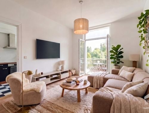                                         Duplex à louer à Uccle, € 1.590
