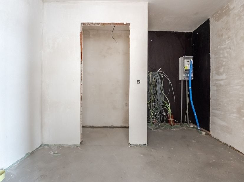 Welkom in deze charmante halfopen woning, gelegen aan de Guillaumelaan in Leopoldsburg. Met een bewoonbare oppervlakte van 142 m² en een perceel van 3