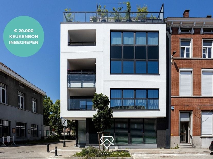 Appartement te koop in Spaanskasteelplein 20 bus 1.3,
                    9000 Gent