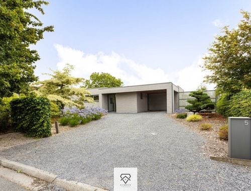                                         Bungalow te koop in Nukerke, € 469.000
