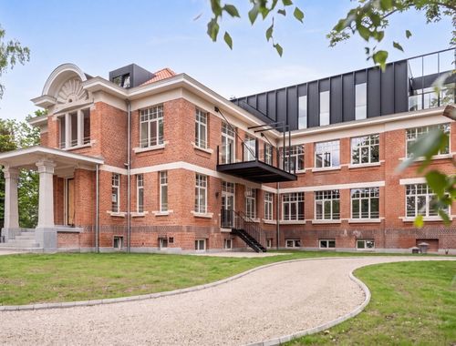                                         Appartement te koop in Sint-Niklaas, € 395.000
