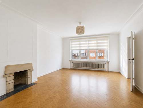                                         Appartement te huur in Ganshoren, € 1.250
